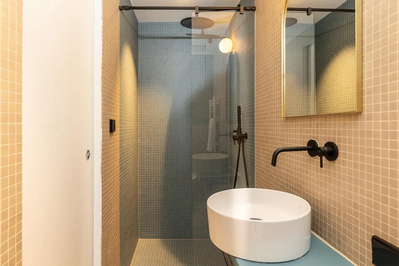 Coolest Apartment In Berlin, Easy Check-In, Cozy, Near City Center - 4 Room Maisonette #1 0*, Berlin Germany